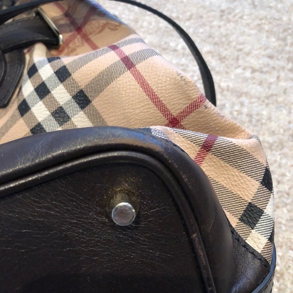 BURBERRY Haymarket Check Medium Golderton Tote - Picture 11 of 16